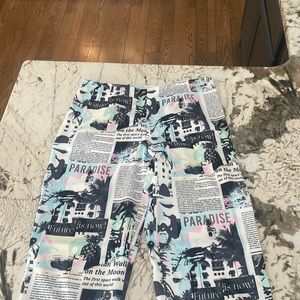 Patterned trousers